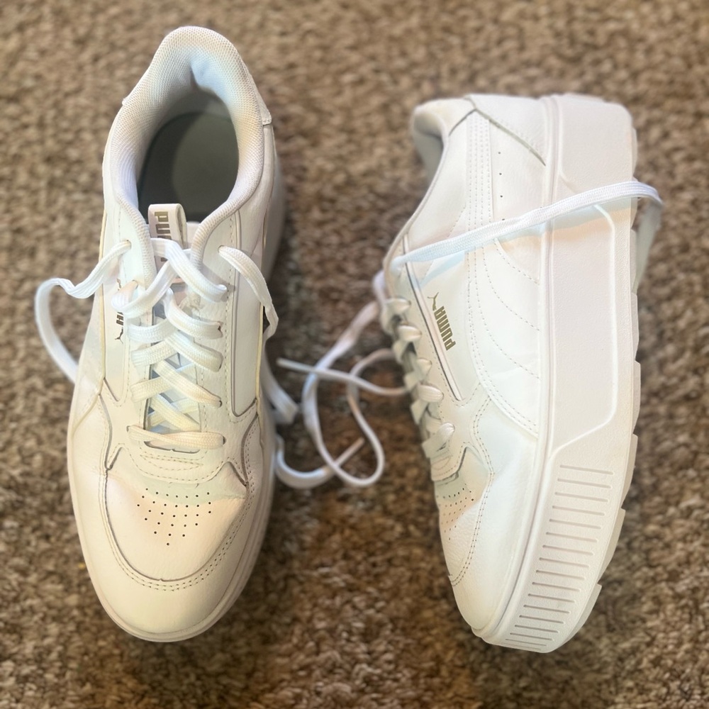 Puma Women's Carina Street Sneaker